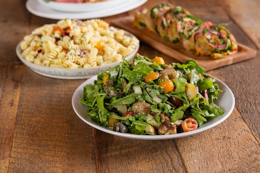 Farm-fresh salads made with local farmers market produce in Costa Mesa